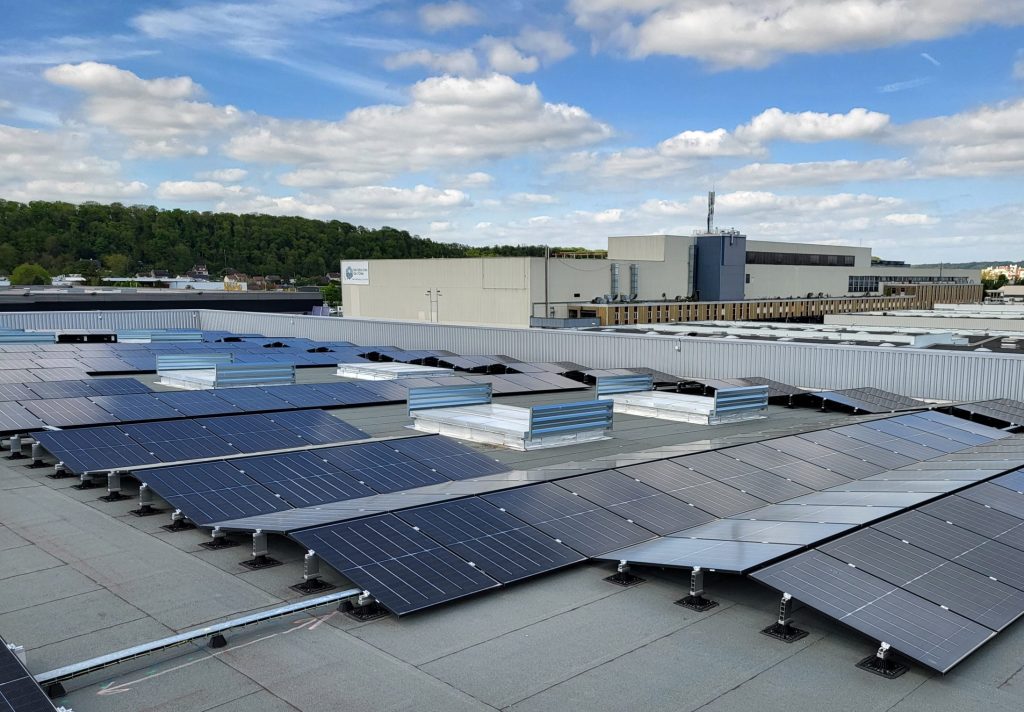 Centrale photovoltaïque en toiture à Creil