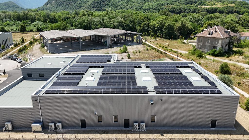 Centrale en toiture à St Jean le Centenier