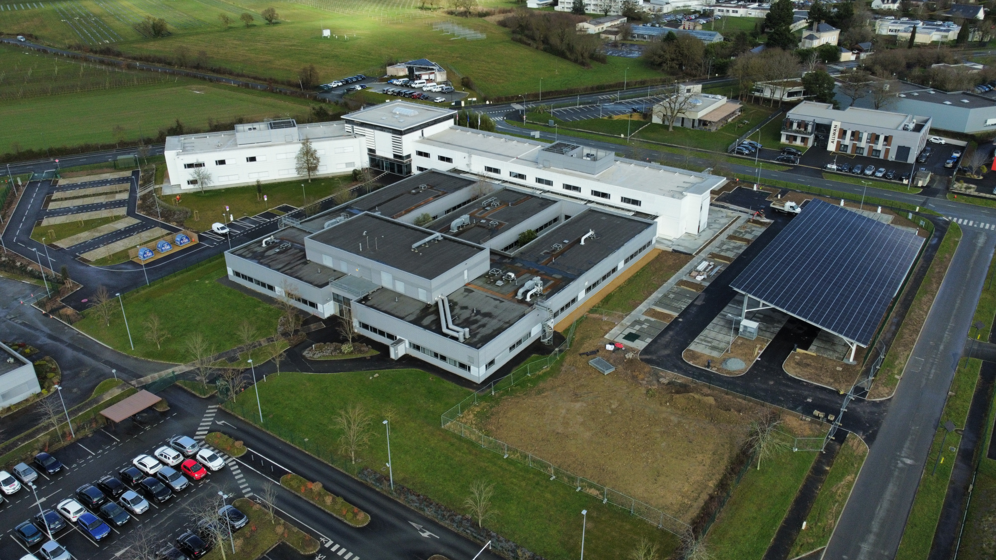 CBRE Ombrière PV
